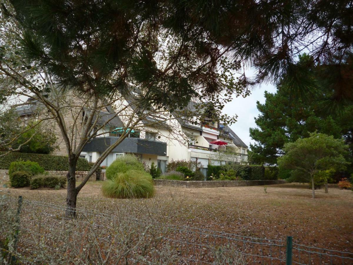 Appartement Studio LUMINEUX avec belle TERRASSE sur ESPACES VERTS, 100m PLAGE à Carnac Extérieur photo